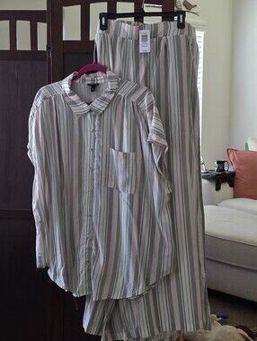 NWT torrid Striped Button-Front Shirt and Pull-on Pant Set